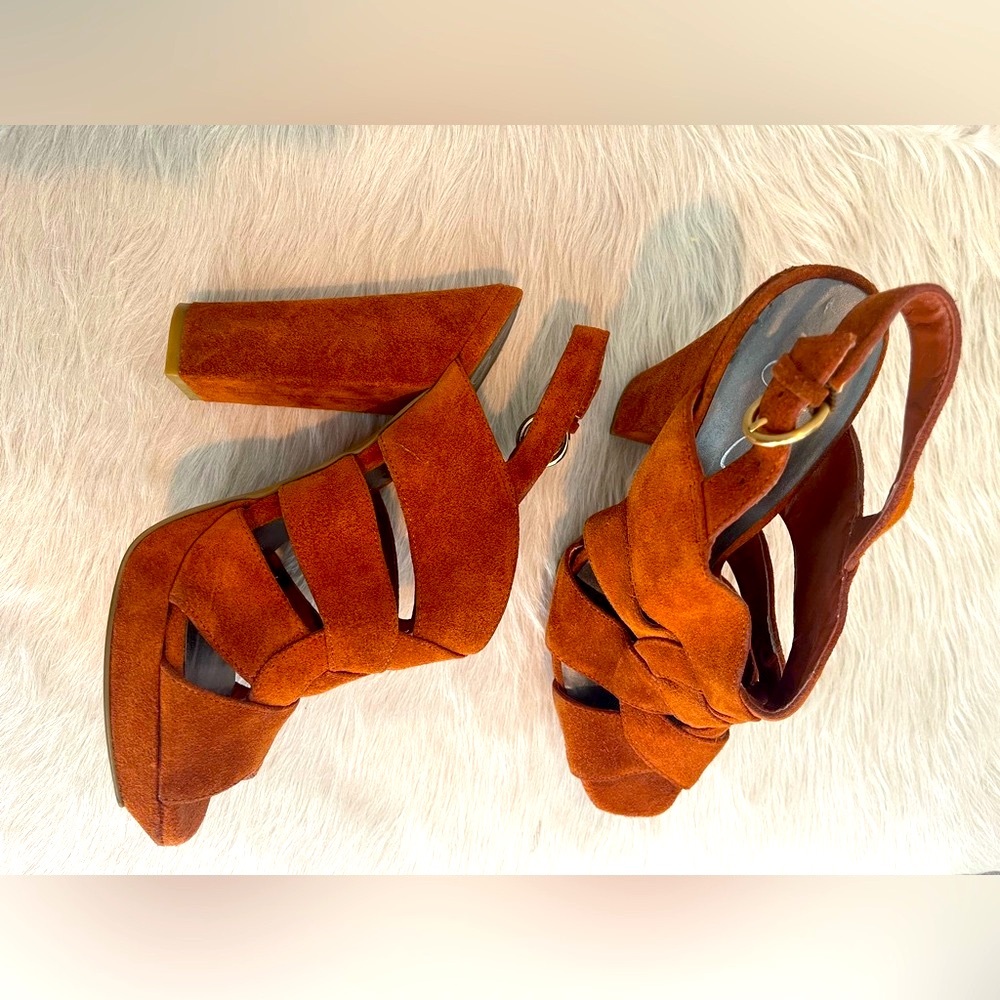 Jessica Simpson Suede Heels